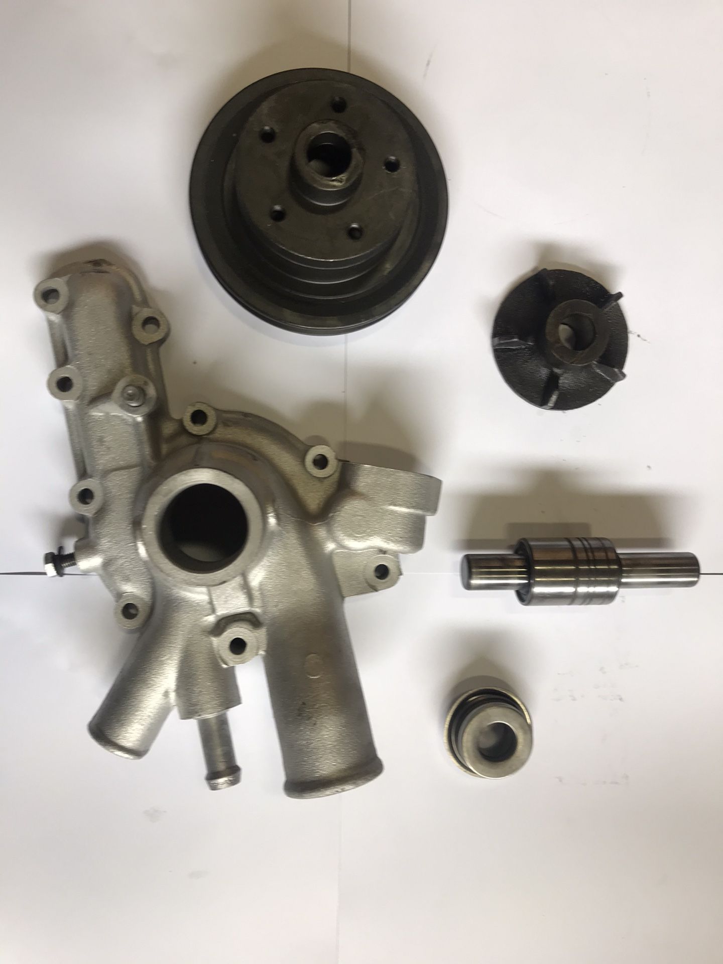 Alfa Romeo water pump