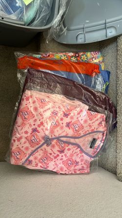 4-Scrub Sets– Top & Pants – Brand New