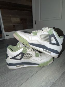 Jordan 4 SeaFoam Green