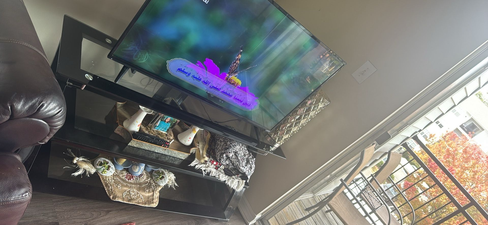 Need To Go Asap , Living Room , Love Seat , Coach Seat , Set , Tv Table , Coffe Table