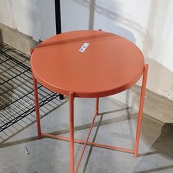 Metal Tray End Table; Very Good Condition!