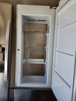 LG refrigerator $200