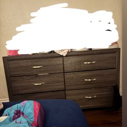 4 Door Dresser