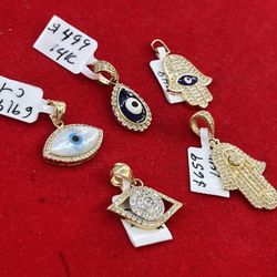 Turkish Evil Eye (Hamsa), 14k Gold Pendant