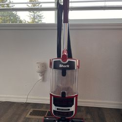 Shark Lift Away Vacuum 