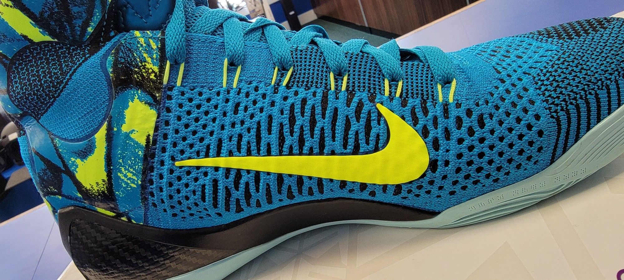 Nike Sneaker Kobe IX Elite "Perspective " Size 10.5