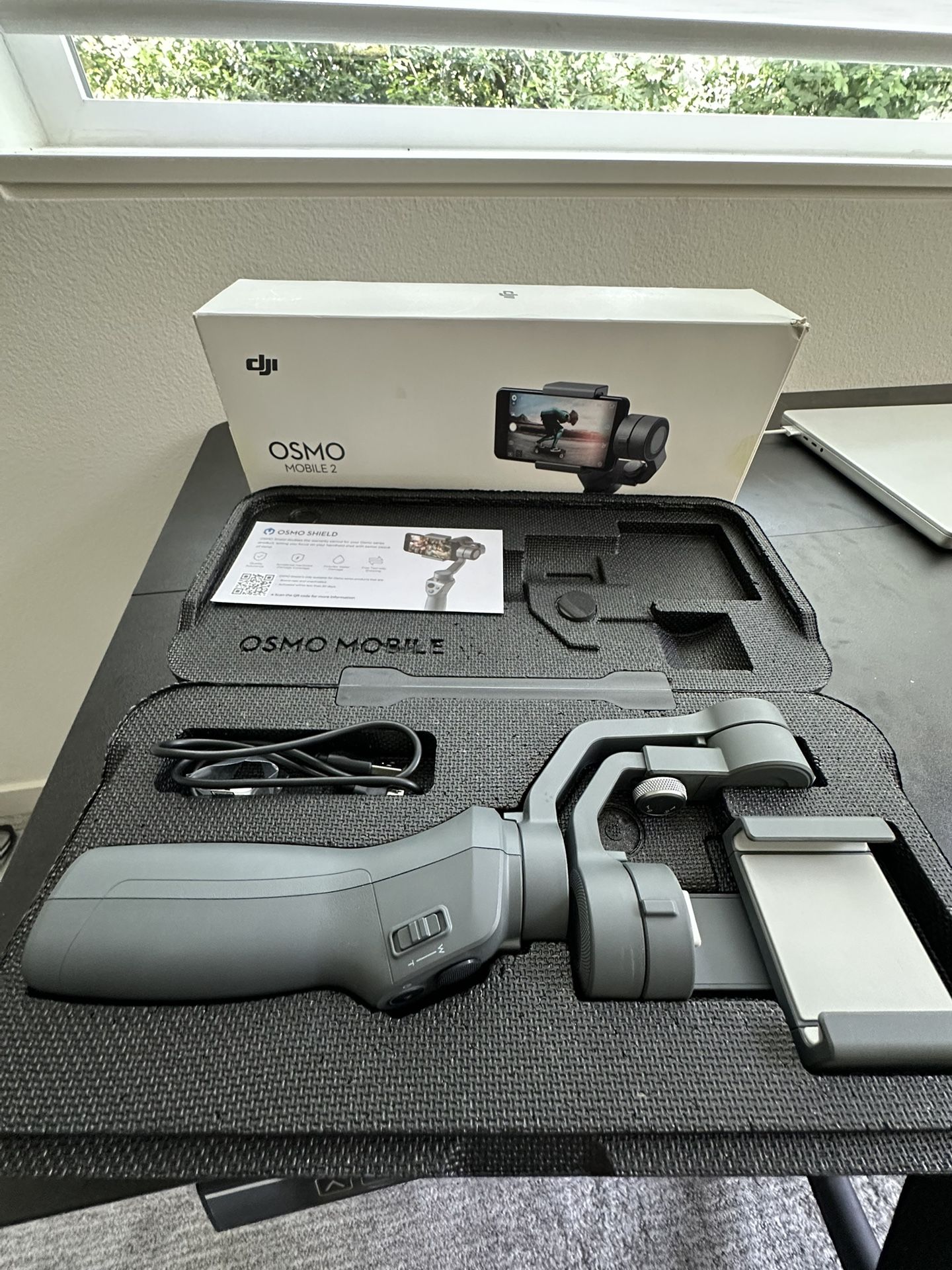 DJI OSMO MOBILE 2