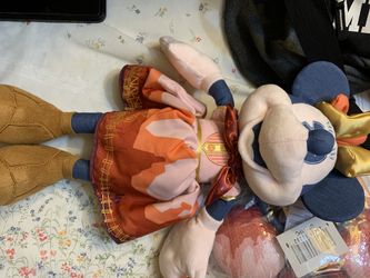 MINNIE MOUSE: THE MAIN ATTRACTION BIG THUNDER MOUNTAIN PLUSH September 9 of 12