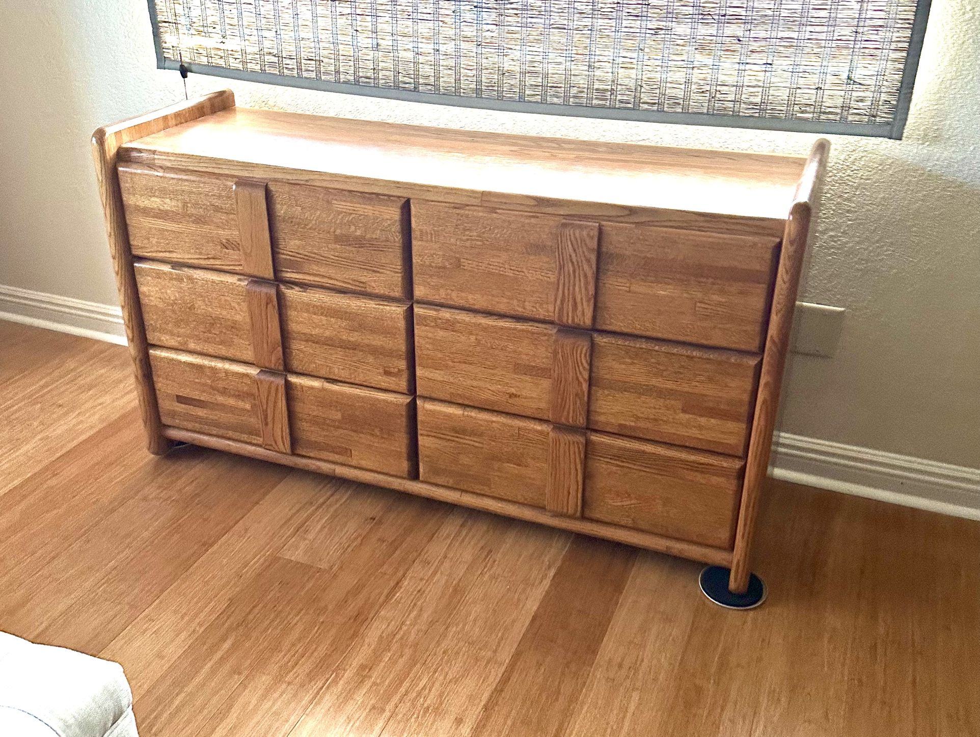 Oak Dressers