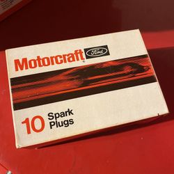 10  Motorcraft Spark Plugs 