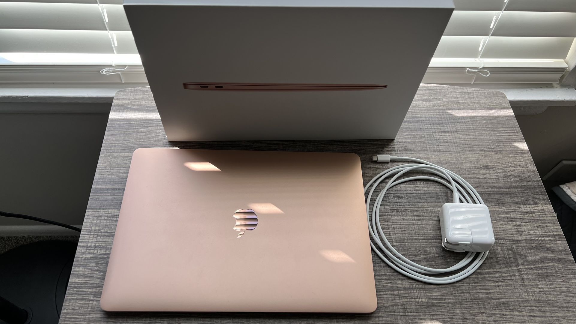 Macbook Air M1 (2020)