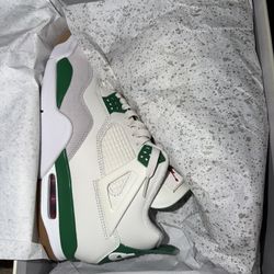 Air Jordan 4 Nike SB “Pine Green” Men’s 8 