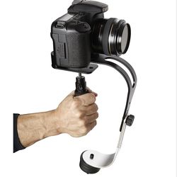 Handheld camera