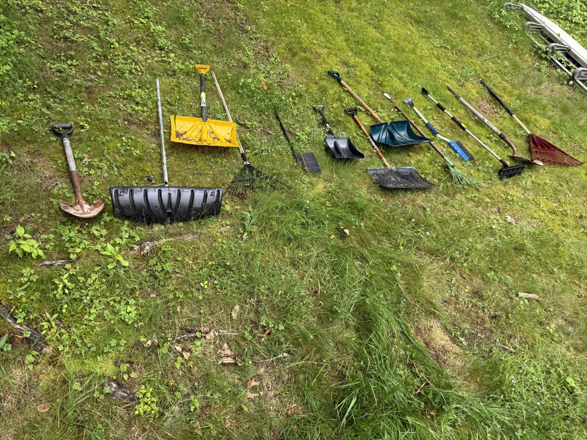 Free Yard Tools.