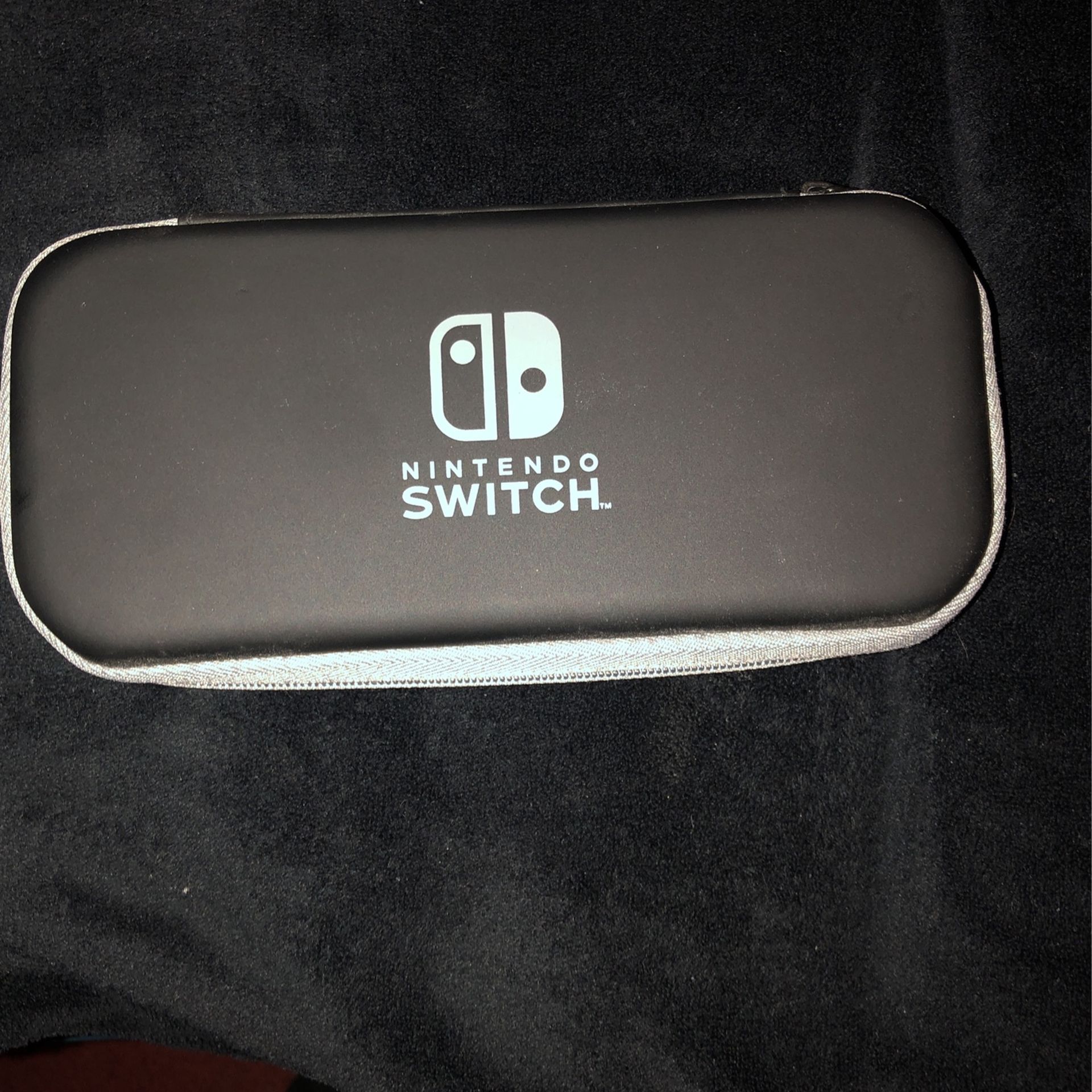 Nintendo Switch Lite Combo Pack