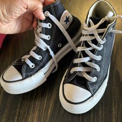 Girls Platform Converse Size 1youth 