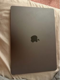 15- inch MacBook Air with Apple M3 chip