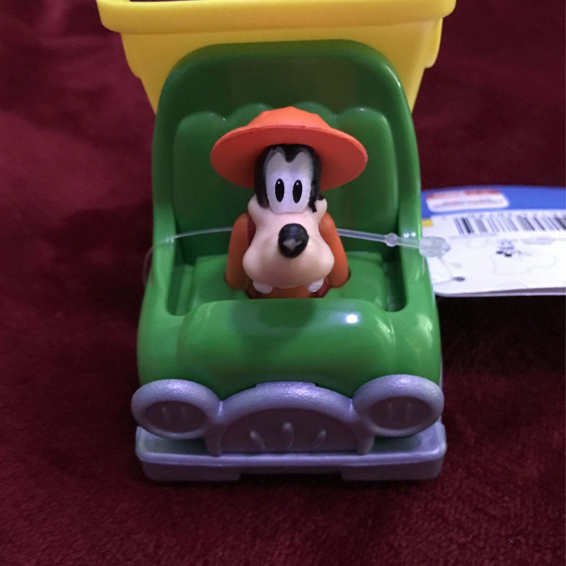 New Disney Goofys Dump Truck 