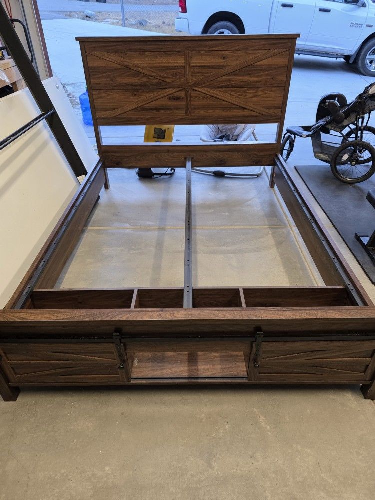 Queen Bed Fram With End Tables