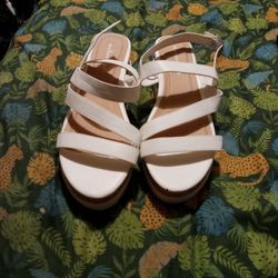 Madden Girl Sandals Brand New Size 11