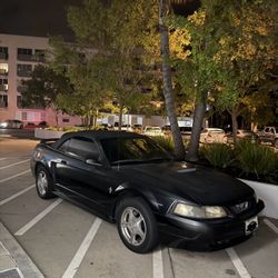 2002 Ford Mustang