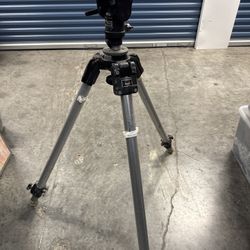 Davis & Sanford FM-15 Fluid Head Tripod – Heavy-Duty Professional Video Tripod 