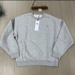 Alo Yoga Grey Crewneck Sweatshirt 140 for set 70 each