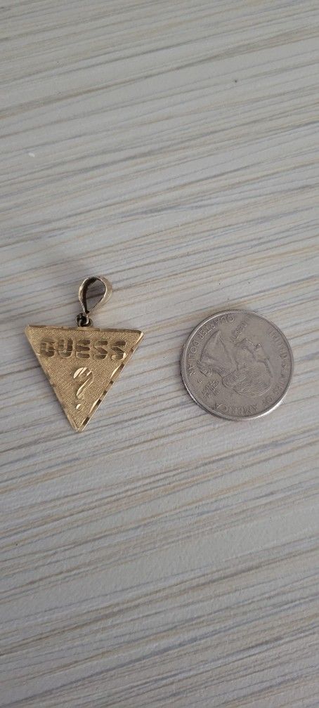 10k Gold Pendant