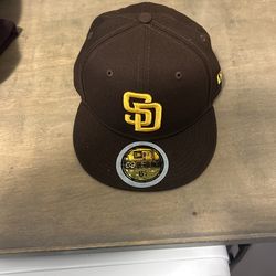 Padres Flat Bill 6 5/8 Hat