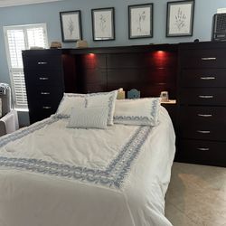 Queen Bed With Attached Dressers