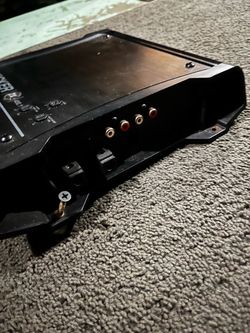 2 amps kicker and jl audio