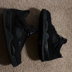 Jordan 4 Black Cats 