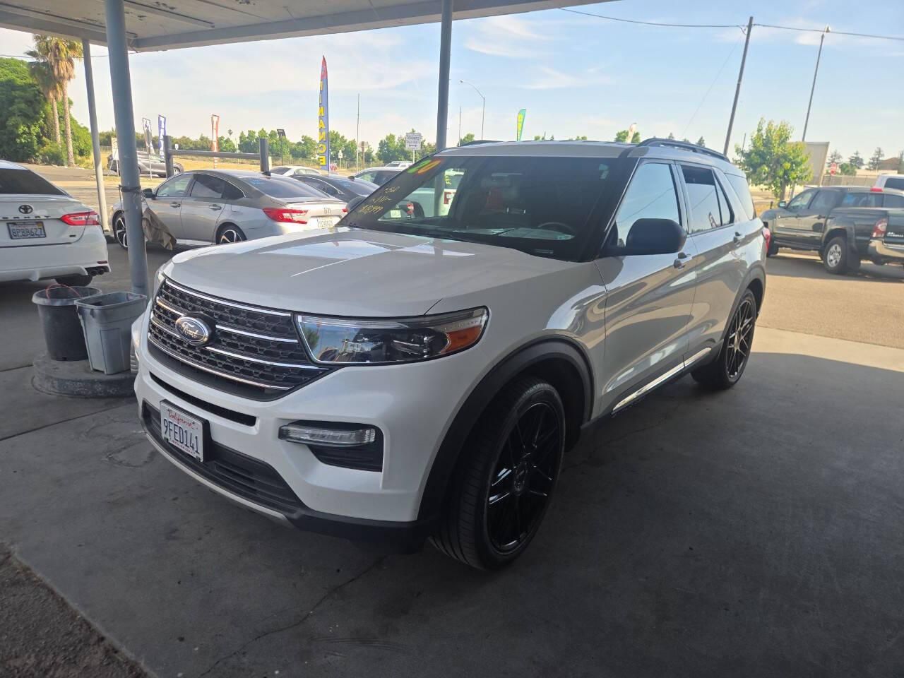 2020 Ford Explorer