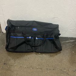 Strong, Durable rolling luggage suitcase