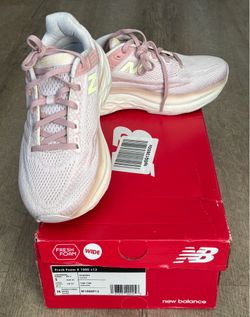 New Balance Fresh Foam X 1080v13 size 5XWide - Pink Granite