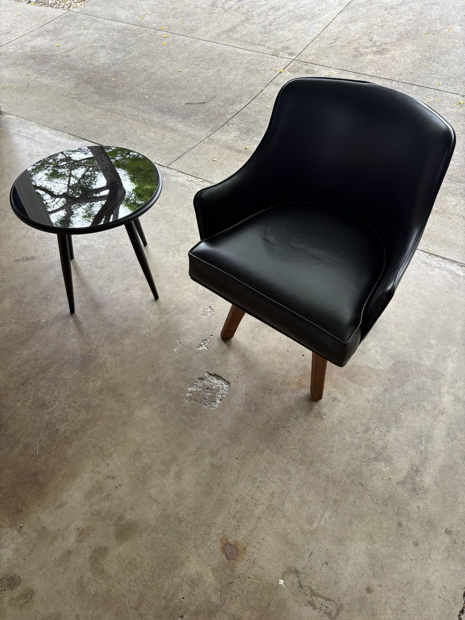 Mid Century Chair And Table