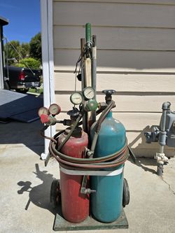 Oxy-acetylene welder/cutting torch