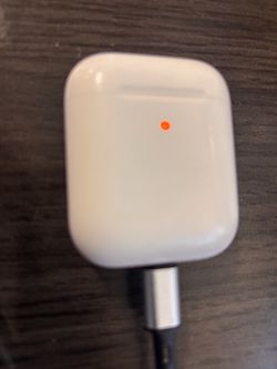 Apple AirPods Charging Case
