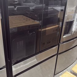 Samsung bespoke family hub refrigerator