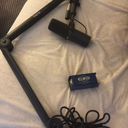 Shure SM7B & Gator Frameworks Arm + Cloudlifter CL-1