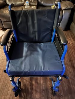 Drive wheelchair