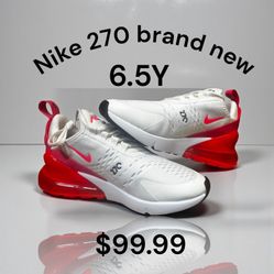Nike 270 