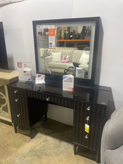 Black Tresanti Marilyn Vanity with Mirror LED With 2 USB Power Ports (Model VTMP769-F975)