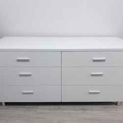 White dresser – 6 drawers (3 & 3), used, shows wear but sturdy 