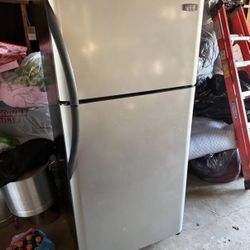 Frigidaire 20 Refrigerator
