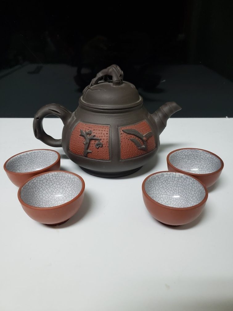 Vintage Chinese ceramic tea set