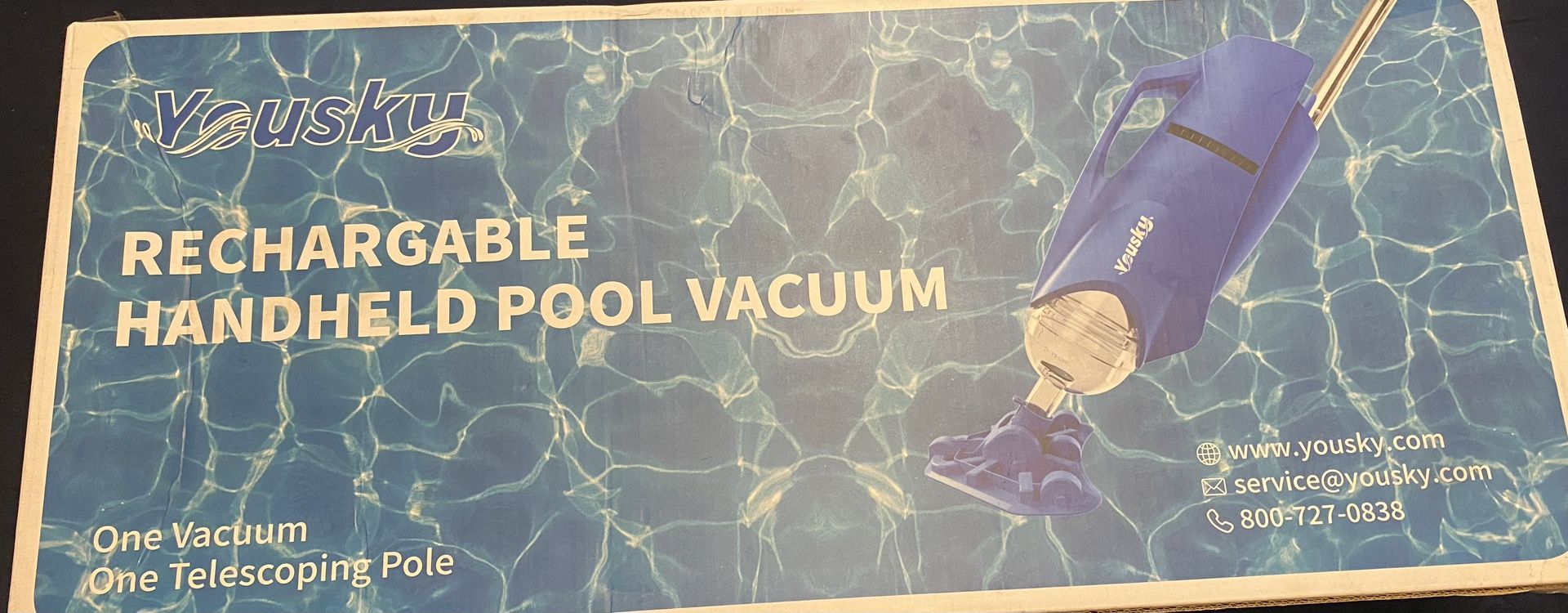 Rechargeable pool Cleaner
