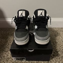 Jordan 4 fear Size 10