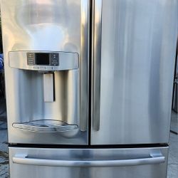 GE COUNTER DEPTH FRENCH DOORS REFRIGERATOR 