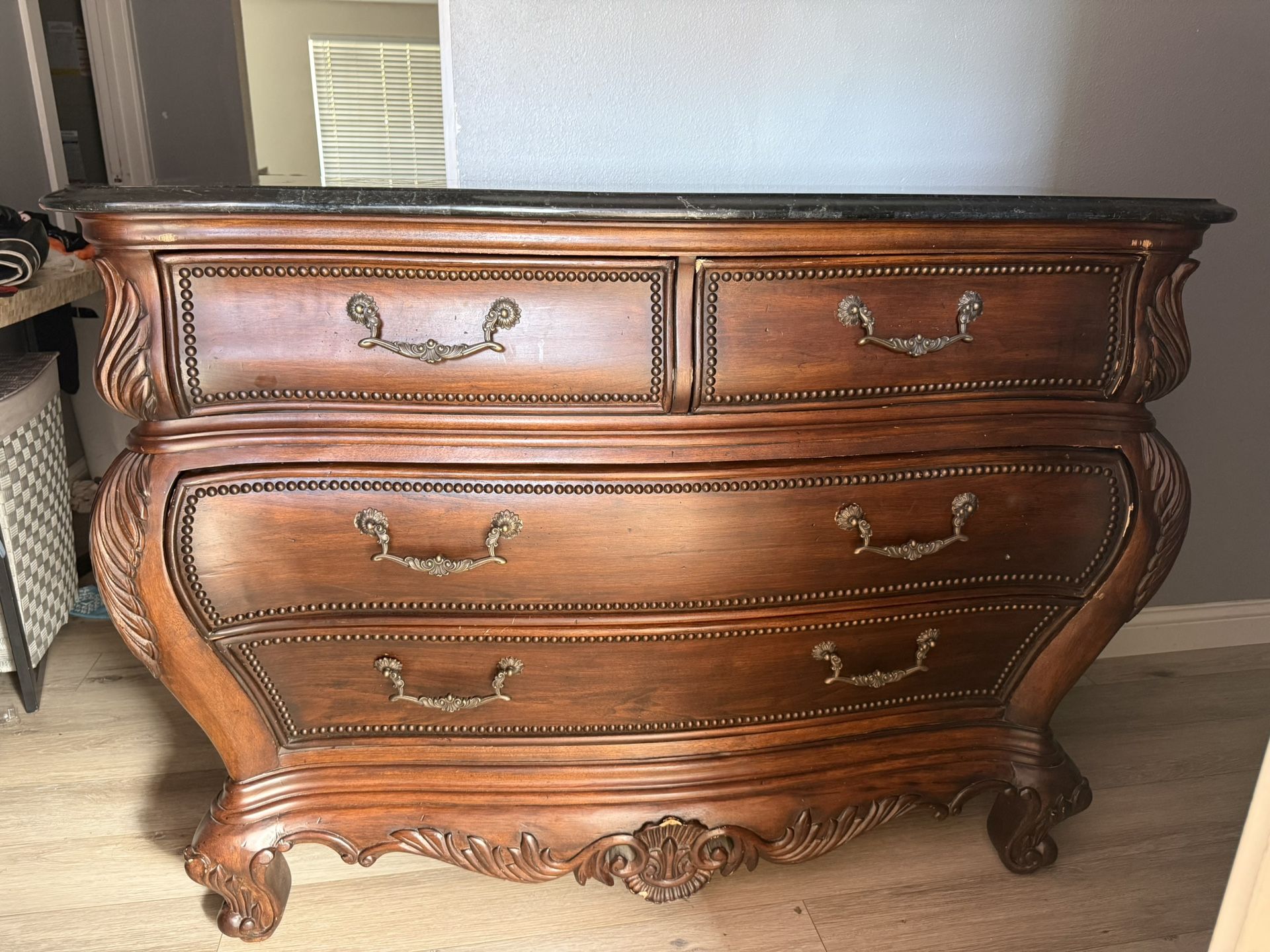 Mahogany 4 Door Dresser